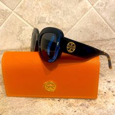 Tory Burch New Sunglasses, Case And Pouch Black With Tortoise Shell Ends Large Tory Burch Logo On Sides Stunning Hollywood Silhouette 51mm-20mm-140mm Luxury Black Sunglasses For Travel, Elegant Tinted Sunglasses For Everyday Use, Elegant Tinted Lenses Sunglasses For Everyday Use, Elegant Glass Sunglasses For Travel, Hollywood Silhouette, Orange Sunglasses, Tory Burch Sunglasses, Gold Aviator Sunglasses, Zig Zag Print