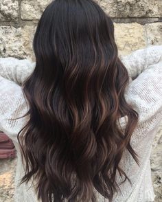 Chocolate Dimension Hair, Light Brown Highlights Dark Hair, Espresso Brown Hair Color Highlights, Dark Brown Light Brown Highlights, Coffee Highlights Hair, Wavy Hair Highlights Brunettes, Espresso Highlights On Dark Hair, Dark Brown With Dimension, Coffee Colored Hair