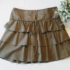 Beautiful And Fun! Olive Green Tiered Skirt With Drawstring Around Hips And Zipper And Clasp Closure On Side. Waist Flat Is 16". Length Is 16.5". Banana Republic Skirt, Tiered Skirt, Women Skirts Midi, Dream Wardrobe, Christmas List, Fashion Ideas, Different Styles, Olive Green, Banana Republic