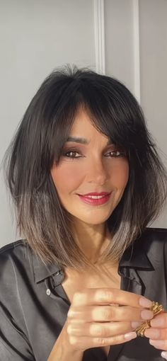 Shoulder Lob With Bangs, Shoulder Length Hair With Fringe Over 40, Short Hair With Long Bangs And Layers, Layered Bob Hairstyles With Bangs Medium, Medium Brunette Fall Hair 2023, Layered Bob 2023, 2023 Bobs With Bangs, Mid Bob Hairstyles Shoulder Length, Shoulder Length Hairstyles With Bangs Over 50