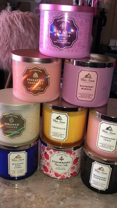 Smell Good Candles, Bath And Body Candles, Vanilla Candles, The Life I Want, Candles Collection, Smelling Good, Best Smelling Candles