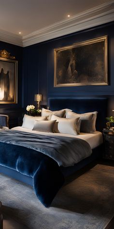 A timeless dark blue bedroom with classic decor and elegant furnishings. Midnight Blue Bedroom, Blue Bedroom Inspirations, Dark Blue Bedroom Ideas, Dark Blue Curtains, Dark Blue Rooms, Dark Blue Houses, Dark Blue Bedroom, Blue Bedrooms, Blue Bedroom Ideas