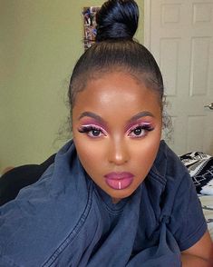 Colorful Makeup Black Women, Beauty Advisor, Face Beat Makeup, Christmas Makeup Look, Cute Makeup Looks