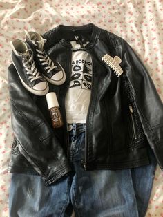 Outfit Ideas With Black Denim Jacket, Plaid Jacket Aesthetic, Leather Jacket Over Sweater, Aesthetic Outfits Inspo Summer, Outfits W Leather Jackets, Leather Jacket School Outfit, Autumn Doc Martens Outfit, 70s Band Tee Outfit, Leather Jacket Outfit School