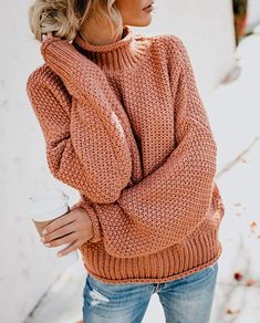 The Trends We’re Seeing Every Fashion Girl In Right Now Trendy Fall Fashion, Chunky Knit Jumper, Oversized Turtleneck Sweater, Stitch Fix Outfits, 90's Fashion, Womens Turtleneck, Winter Trends, Long Sleeve Turtleneck, Solid Clothes