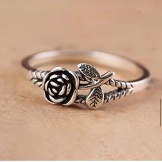 1pc Popular Jewelry Retro Silvery Rose Flower Ring Personality Stainless Steel Rose Flower Ring, Unique Gold Jewelry Designs, Silver Rose Ring, Character Clothing, Gothic Ring, Awesome Outfits, Gothic Rings, Rose Ring, Popular Jewelry