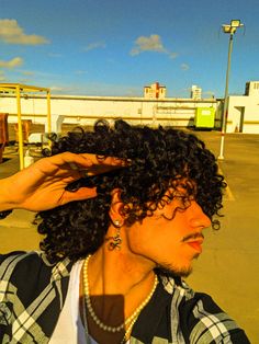 Curly Afro Hairstyles Men, Men’s Long Curly Hair, Afro Hairstyles Men, Male Haircuts Curly, Hair Colour Design, Afro Style, Black Men Hairstyles, Boys With Curly Hair, Curly Hair Men