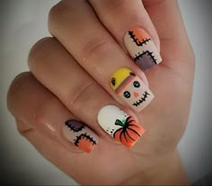 Ongles Beiges, 2022 Nails, Nail Art Halloween, Halloween Acrylic Nails, November Nails