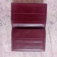 Leather wallet from the 1980s Very good state 15cm x 10cm Sending by tracked letter or global relay depending on destination Vintage Rectangular Business Wallet, Burgundy Wallet With Interior Card Slots, Burgundy Rectangular Wallet With Interior Card Slots, Formal Burgundy Rectangular Wallet, Travel Wallets With Interior Card Slots In Burgundy, Classic Burgundy Wallets With Interior Card Slots, Classic Burgundy Wallet With Interior Card Slots, Classic Burgundy Wallet With Card Slots, Travel Wallet With Interior Card Slots In Burgundy