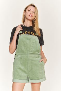 Introducing our Corduroy Adjustable Shoulder Overalls Shorts - a stylish blend of vintage charm and modern practicality, in a shorter, shorts style! Crafted from soft corduroy fabric, these overalls offer a cozy and stylish look for all-day comfort. With adjustable brace straps and a functional bib pocket, they provide a personalized and convenient fashion statement. The rolled hemlines add a classic yet modern touch to complete your everyday wardrobe with flair. Grab a pair today and rock the t Corduroy Overalls, Cocktail Dress Formal, Curvy Swimwear, Cardigan Sweater Coat, Spring Sweater, Corduroy Fabric, Denim Accessories, Shoes With Jeans, Short Jumpsuit