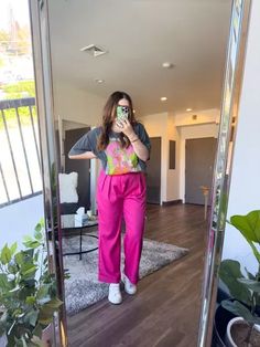 Colorful work outfit! Featuring my favorite pink trousers and a graphic tee! I’m wearing a L tee, XL pants and size 9 sneakers #LTKworkwear #LTKmidsize #LTKstyletip Graphic Tee Office Outfit, Pink Pants Outfit, Slacks Outfit, Pink Trousers, Pants Outfit Casual, Colored Pants, Pink Pants