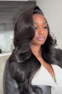 Hairstyles Black Women Prom, Sew In Weave Hairstyles, Black Women Prom, Black Hair Inspiration, Traditional Engagement, Peekaboo Hair, Black Ponytail Hairstyles, Sew In Weave