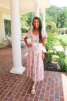 Heather is 5'8 wearing a size medium. - Wide sleeves - Removable bow - True to size - Midi length Daphne Dress, Printed Midi Dress, Wide Sleeves, Midi Length, Floral Prints, Midi Dress, Size Medium, Floral, How To Wear