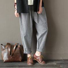 Loose Pants Style, Harem Pants Pattern, Striped Linen Pants, Light Blue Pants, Harem Trousers, Pants Linen, Mori Girl Fashion, Cotton Linen Pants, Loose Trousers