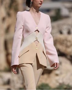 Womens Suit, Blazer Outfits For Women, Corporate Wear, Stylish Work Attire, Woman Suit Fashion, Blazer Designs, Classy Work Outfits, Fashion Inspiration Design