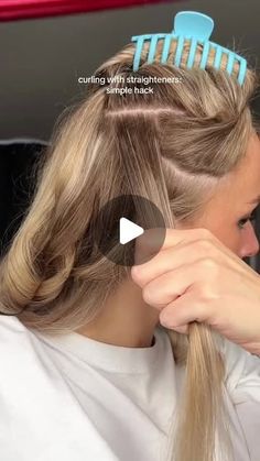 Hair Curl Tutorial, Curls With A Flat Iron, Curling Tutorial, Diy Curls, Curls With Straightener, Hair Cuts And Styles, Hair Curling Tutorial, Curl Hair, Hairstyles Color