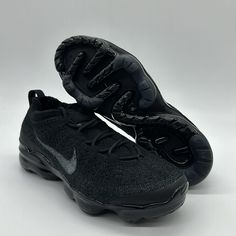 027624 New No Box Air Vapormax, Nike Air Vapormax, Nike Black, New Woman, Black Nikes, Nike Shoes, Nike Women, Nike Air, Athletic Shoes