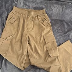 Never Worn!! Size Medium Colored Cargo Pants, Pants From Shein, Khaki Cargo Pants, Shein Pants, Khaki Color, Cargo Pants, Mens Pants, Size Medium, Man Shop