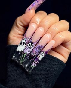 Stilleto Nails Designs, Witch Nails, Nail Tip Designs, Nails Design With Rhinestones, White Acrylic Nails, Daily Nail