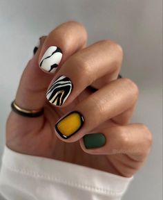 fall nails, fall manicure, gel nails, acrylic nails, safari nails, mani, nail art inspo, nail art, cool nails, unique nails, pattern nail art, nail art ideas, fall nail art, nail designs, nail acrylic, fall nails 2023, fall nails 2024, gel nail designs, new nail trends, trendy nails, current nail trends 2023, nail inspo Drag Make-up, Nagellack Trends, September Nails, Nail Swag, Short Nail Designs, Hot Nails, Fire Nails, Funky Nails, Chic Nails