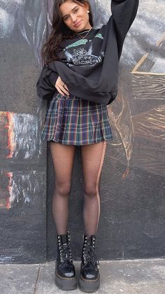 Black Plaid Pleated Skirt Outfit, Plaid Mini Skirt Outfit Aesthetic, Pleated Skirt Outfit Short Edgy, Pleated Skirt And Tights, Check Pleated Skirt Outfit, Black Skirt Outfit With Tights, Pleated Miniskirt Outfits, Plaid Skirt And Boots Outfit, Plaid Skirt Tights Outfit