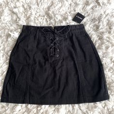 Forever 21 Black Denim Mini Skirt Light Weight Fabric New With Tags Lace Up Ties In The Front Zips In The Back Length: 16 Inches 100% Cotton Black Chiffon Skirt, Black Denim Mini Skirt, Button Down Mini Skirt, Vinyl Mini Skirt, Black Jean Skirt, Button Front Mini Skirt, White Lace Skirt, Burgundy Skirt, Forever 21 Skirt