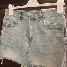 American Eagle Denim Mini Skirt Hi-Rise Mini Skirt Frayed Hem Size 10, 30w Fast Shipping! Add Two Or More Items To A Bundle For A 10% Discount! Denim Mini, Denim Mini Skirt, American Eagle Outfitters, Mini Skirt, American Eagle, Womens Skirt, Mini Skirts, Size 10, Skirt