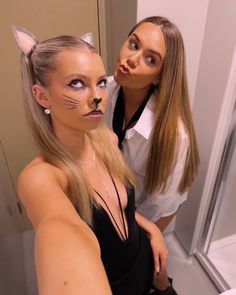 Halloween inspo, last minute costume, halloween costume for women, cat costume, cat halloween makeup Simple Cat Halloween Costumes For Women, Cat For Halloween Costumes, Cat Costumes Makeup, Hot Cat Halloween Costumes, Black Cat Halloween Makeup For Women, Cat Costume Outfit, Cat Custom Halloween, Cat Halloween Costume Women, Cat Makeup Women