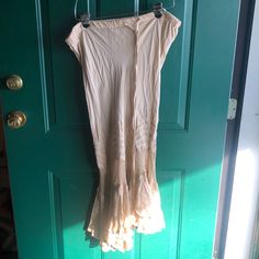 Beautiful Tan Skirt! I Received This As A Gift A Few Years Ago And Only Wore It Once For Senior Pictures In 2013. Size Is A S/M And Has An Adjustable Drawstring Waist. It Is Also A High/Low Skirt. I’m Typically A Small In Skirts, And This One Fit Nicely! No Signs Of Wear Or Damage. White Jean Skirt, Dark Denim Skirt, Black Tennis Skirt, Silk Wrap Skirt, Tan Skirt, Athletic Skirt, Animal Print Skirt, High Low Skirt, Bubble Skirt