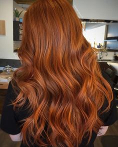 Medium Red Hair, Medium Auburn Hair, Pumpkin Spice Hair, Dark Red Hair Color, Copper Red Hair, Hair Color Orange, Natural Red Hair, Dark Red Hair