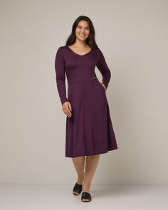 model-spec:Maile is 5'9" Capsule Wardrobe Dresses, Merino Wool Dress, V Neck Midi Dress, Wool Dress, Midi Maxi Dress, Cardigan Tops, Fit N Flare Dress, Fit Flare Dress, Tops For Leggings