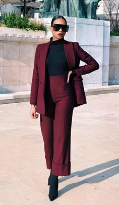 Stylish Office Wear, Business Dress Women, Boss Outfit, Fashionable Work Outfit, Old Money Fashion, Professional Outfit, Money Fashion, Corporate Style