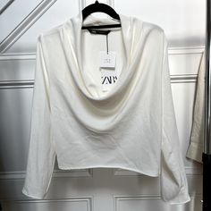 Nwt -Cowl Neck -Off-White -Bell Sleeves -Long Sleeves -100% Polyester Zara White Long Sleeve Top, Zara Cape, Cowl Neck Blouse, Patch Work Blouse, Suede Tops, Tie Neck Tops, Puff Long Sleeves, Zara Blouse, Zara White