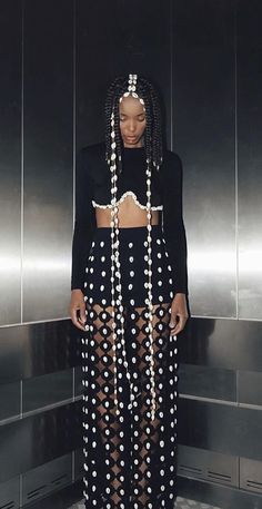 Afro Clothes, Fashion Collection Inspiration, Gala Outfit, African Fashion Traditional, African Fashion Modern, Artist Outfit, African Clothing Styles, Samar, Fashion Inspiration Design