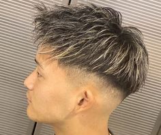 80 Most Trendy Hair Highlights for Men (Epic Styles) Asian Men Highlights Hair, Light Brown Hair Color Men, Highlights For Black Hair Men, Men’s Hair Highlights Brown, Men With Highlights, Highlights Mens Hair, Men Highlights Hair, Hair Highlights For Men, Brown Hair Color Men