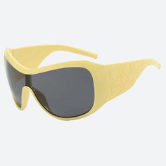 Y2K Oversized Shield Sunglasses Casual Yellow Sunglasses For Streetwear, Casual Yellow Shield Sunglasses With Tinted Lenses, Trendy Yellow Sunglasses For Outdoor, Casual Yellow Tinted Shield Sunglasses, Trendy Yellow Shield Sunglasses With Mirrored Lenses, Trendy Yellow Mirrored Shield Sunglasses, Trendy Yellow Shield Sunglasses With Anti-reflective Coating, Trendy Tinted Shield Sunglasses For Streetwear, Trendy Yellow Tinted Shield Sunglasses