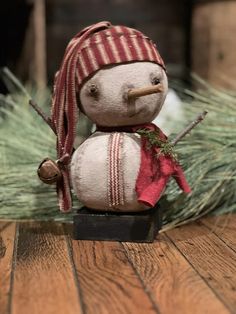 Primitive Milton Snowman Primitive Snowman Doll, Wood Turned Snowman, Primitive Crafts Diy, Primitive Snowmen Patterns, Primitive Gingerbread Men, Prim Snowman, Snowman Fabric, Primitive Christmas Crafts, Snowmen Crafts