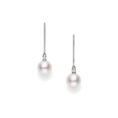 A small drop of Mikimoto means big style, as shown in these drop earrings! Simple yet elegant, they feature an iridescent Akoya pearl and small white diamond for a little extra sparkle, set in  18kt white gold.  Let these Mikimoto earrings illuminate your wardrobe beautifully! Mikimoto Earrings, Drop Earrings Simple, Pearl Drop Earrings Gold, Lighthouse Point, Earrings Simple, Diamond Drop Earrings, Akoya Pearls, Diamond Drops, Pearl Size