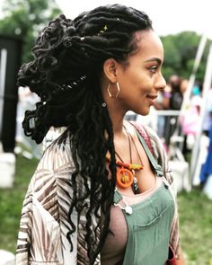 Fairy Locs With Bangs, Short Faux Locs Styles, Short Faux Locs, Boho Goddess Locs, Faux Locs Styles, Goddess Faux Locs, Crochet Locs, Locs Styles, Afro Twist