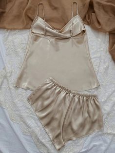 Material: POLYESTERCollar: Spaghetti StrapLength: shortsPattern Type: SolidSleeve Length(cm): sleevelessSeason: summerGender: WOMENItem Type: PAJAMAS Satin Cami Top, Gorgeous Prom Dresses, Short Pj Set, Satin Cami, Womens Loungewear, Coat Pant, Pj Sets, Childrens Shoes, Cami Tops