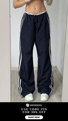 Street Ribbon Contrast Color Wide Leg Pants - AnotherChill Retro 90s Outfits, Y2k Cargo Pants, Sweatpants Streetwear, Streetwear Cargo Pants, Fall Outfits Y2k, Womens Pleated Skirt, Streetwear Chic, Sports Sweatpants, Baggy Trousers