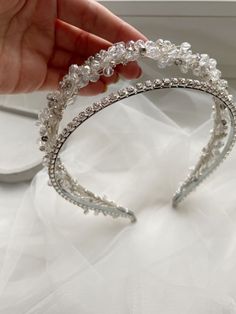 Diy Tiara, Double Headband, Hairpiece Wedding, Hair Accessories Headband, Tiara Accessories, Headband Crown, Silver Jewelry Box, Wedding Accessory, Doll Wigs