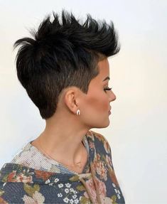 Game Hairstyles, Styling Hairstyles, Sassy Hairstyles, Pixie Haircut Styles, Short Sassy Haircuts, Sassy Haircuts, Style Boy, Short Haircut Styles