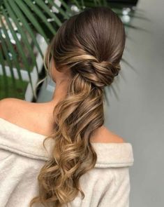 Wavy Ponytail, Long Face Hairstyles, Simple Wedding Hairstyles, Prom Hairstyles For Long Hair, Trending Hairstyles, Prom Hairstyles, Long Bob, Hairstyles For School