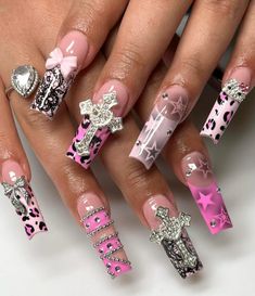 Weak Nails, Acrylic Toes, Acrylic Toe Nails, Unique Acrylic Nails, Cute Nail Designs, Toe Nails, Nail Inspo