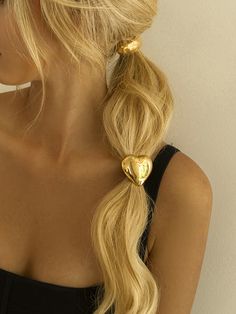 Heart Metal Hair Tie Elegant Wedding Hairstyles, Metal Hair Accessories, Sophisticated Hairstyles, Gold Hair Accessories, Peinados Recogidos, Metal Hair, Good Hair Day, Metallic Hair, Gold Hair