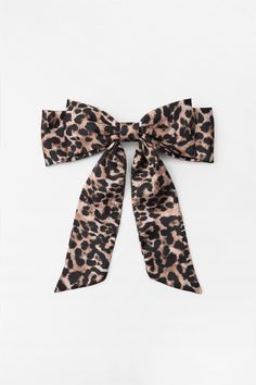 ANIMAL PRINT SATIN EFFECT BOW HAIR CLIP Dubai Sharjah, Leopard Hair, Bow Hair Clip, Crochet Coat, Cardigan Sweater Dress, Sharjah, Bow Hair, Knit Mini Dress, Bow Hair Clips