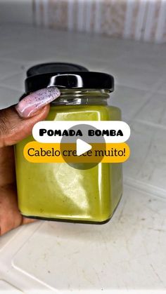 Salomé Hisitelua🧡 on Instagram: "Olá meus amores! Tal como eu prometi no vídeo de hoje trago para vocês uma pomada bomba caseira para fazer o teu cabelo crescer muito, sem queda e caspa. INGREDIENTES: Moringa em folhas ou em pó ou folhas de goiabeira Alecrim 20 folhas de hortelã 1 babosa 20 Cravos da Índia Meia xícara de azeite de oliva extra virgem ou óleo de coco 3 colheres cheias de manteiga de karité ⚠️ se não tiver manteiga de karité podes fazer simplesmente óleo, usando uma xícara ( chávena) de azeite de oliva extra virgem ou óleo de coco. BENEFÍCIOS ●Estimula o crescimento capilar ●Hidrata profundamente os fios do cabelo ●Equilibra o PH do couro cabeludo ●Dá bastante brilho ●Combate à queda ●Elimina à caspa e piolhos ●Deixa o cabelo mais resistente ●Proporciona m Faster Hair Growth, Hair Remedies For Growth, Fast Hairstyles, Hair Growth Faster, Natural Haircare, Healthy Scalp, Hair Growth