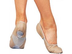 Sansha Silhouette 3L Adult Size 3M (fits 3.5) Flesh Leather Split Sole Ballet Shoes Please Note: Item pictured is pink, item sold is nude. Features:  - Double strength sole stitching. - Triangle construction for an enhanced arch.  - Foam protection pad at the heel. Ultra-flat.  - Pre-sewn elastics. Fitting:   This size fits as a US LADIES size 4.5M View more great items Fitted Synthetic Dance Shoes For Spring, Spring Synthetic Fitted Dance Shoes, Non-slip Fitted Dance Shoes With Round Toe, Fitted Non-slip Dance Shoes With Round Toe, Synthetic Round Toe Dance Shoes, Fitted Synthetic Dance Shoes With Rubber Sole, Fitted Synthetic Dance Shoes With Round Toe, Fitted Non-slip Closed Toe Dance Shoes, Spring Slip-on Dance Shoes With Soft Sole