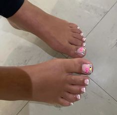 Hello Kitty Toes Nail Design, Square Press On Nails, Gel Toe Nails, Acrylic Toes, Pretty Toe Nails, Cute Toe Nails, Nails Cute